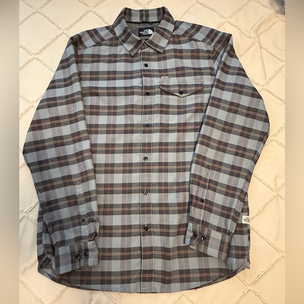 The North Face | Gray Plaid Flannel | Large